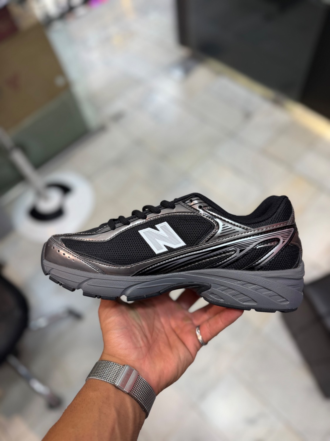 نمای دیگر NB 509 مشکی نقره ای